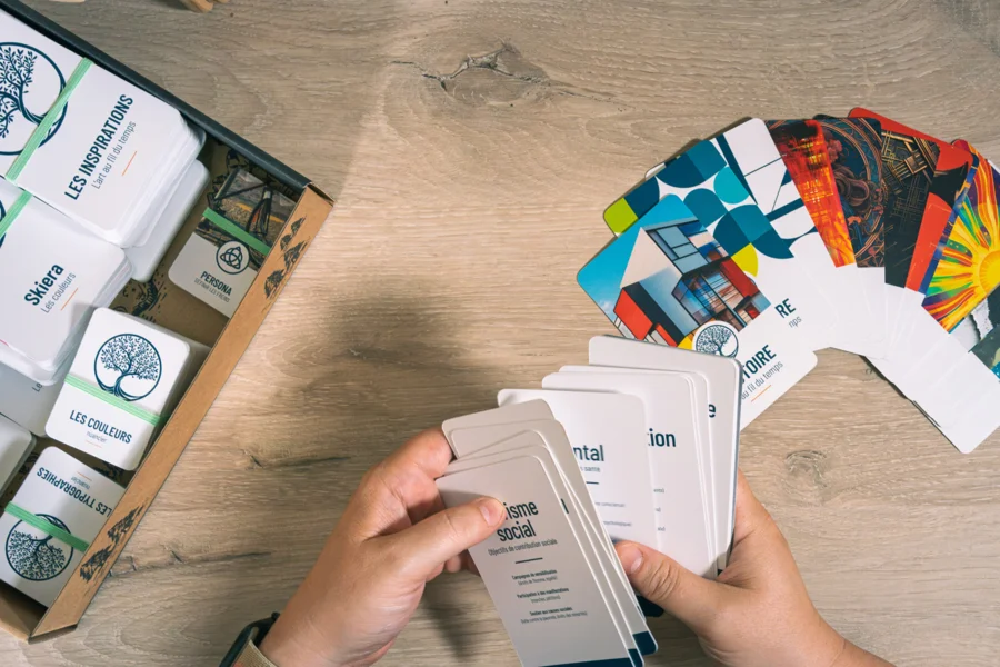 Améliorer sa communication grâce aux jeux de cartes pédagogiques